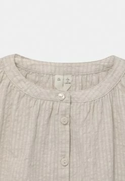 De gros ✨ ARKET En promotion Blouse shirt col tunisien kids 🌟 -ARKET Soldes Boutique 79c2a7c1433d44efbbbde0ba551e89d3