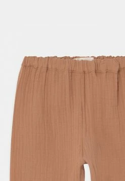 Les meilleures critiques de 🎉 ARKET UNISEX - Pantalon classique Prix Distinctifs trouser haute kids 🧨 -ARKET Soldes Boutique 8115853d5d114fcf9294e937cabd4a93