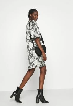 Les meilleures critiques de 🌟 ARKET Prix Équitable👗 DRESS - Robe de jour col rond women 💯 -ARKET Soldes Boutique 86b808433ed84686beaecdd9f23bd1df