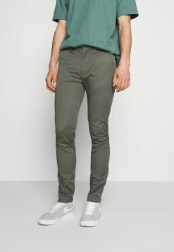 Remise 🎁 ARKET Discount En Ligne Chino trouser normale men 🧨