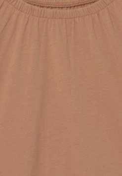 Vente flash 🛒 Prix Sacrifiés ARKET T-shirt à manches longues t shirt col rond kids 👍 9 Vente flash 🛒 Prix Sacrifiés ARKET T-shirt à manches longues t shirt col rond kids 👍 -ARKET Soldes Boutique 8e2ebe1f1082432dbda29c0b00c30aab