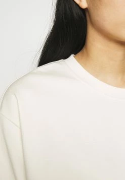 Grosses soldes 💯 ARKET Qualité garantie 100% T-shirt basique t shirt col rond women 🌟 13 Grosses soldes 💯 ARKET Qualité garantie 100% T-shirt basique t shirt col rond women 🌟 -ARKET Soldes Boutique 8efb83f92b7f453188e895eadaa2e4bc