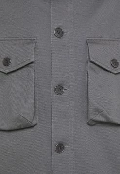 Acheter 💯 ARKET HIKING OVERSHIRT - Chemise Prix Compétitif col kent men 🤩 -ARKET Soldes Boutique 909e4963f265419881db9315320d99c2