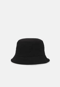 Les meilleures critiques de ✔️ ARKET UNISEX - Chapeau Prix Refroidis headgear couleur unie 😀 -ARKET Soldes Boutique 97924101ca7f4f5d8c111b0b7be6fe33 2