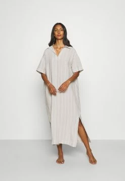 Meilleure vente 🧨 ARKET Bonne Qualité Accessoire de plage beach accessories col en v women 🛒