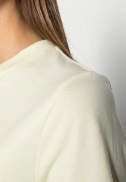 Bon marché 💯 ARKET T-shirt basique Women 😍 -ARKET Soldes Boutique 9890f488111448899317940c14349632