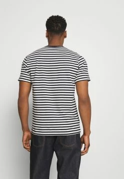 Meilleure vente 🎉 ARKET Se Vend Bas Prix T-shirt basique t shirt col rond men 🤩 -ARKET Soldes Boutique 99443719de57479490a957eae3217696