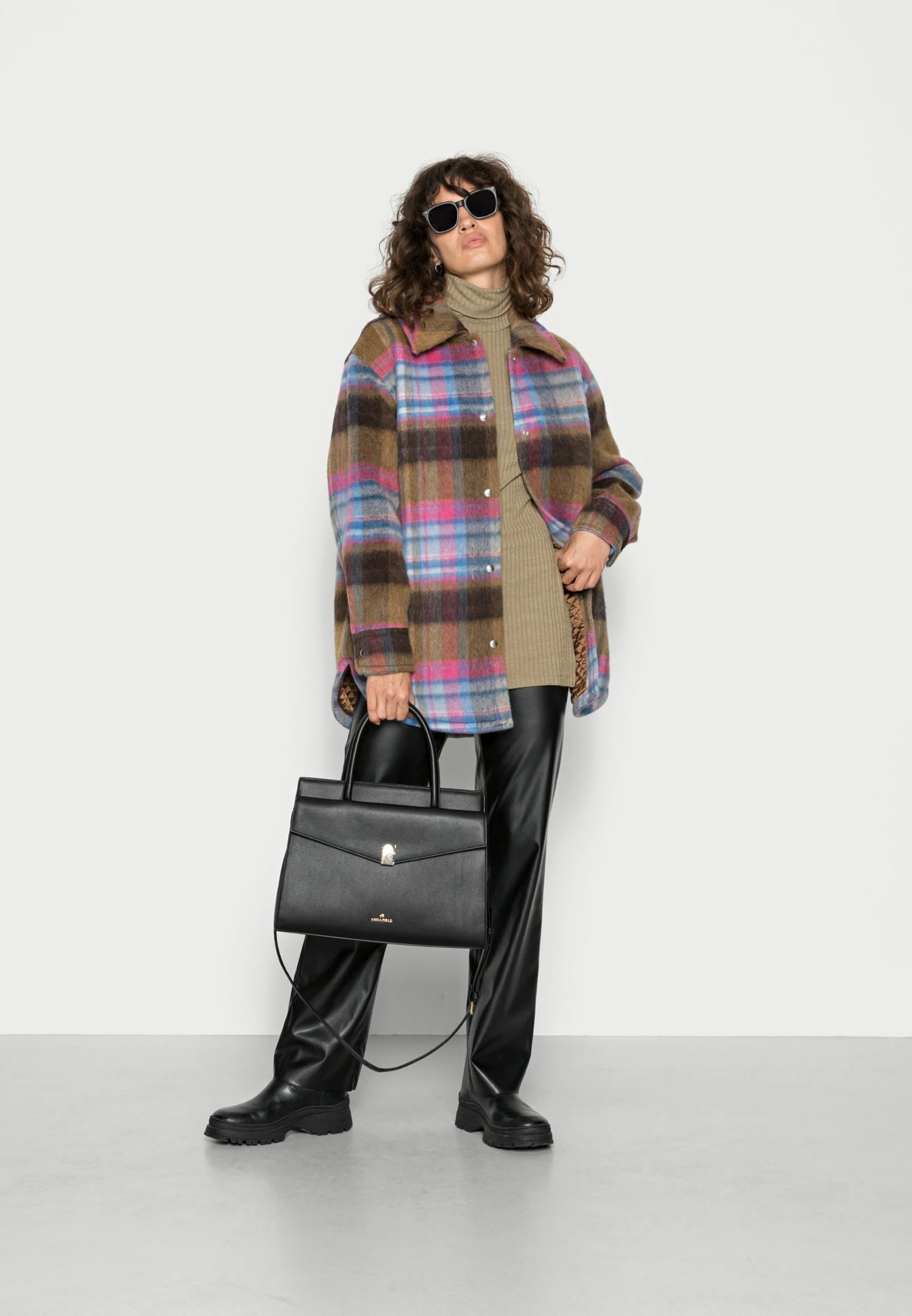 Le moins cher 😍 Prix Abordable ARKET Manteau classique coat col à revers women 👍 4 Le moins cher 😍 Prix Abordable ARKET Manteau classique coat col à revers women 👍 – Image 2