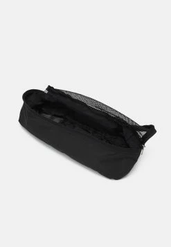 Sortie 🤩 ARKET En Remise UNISEX - Trousse de toilette bag fermeture éclair ✔️ 9 Sortie 🤩 ARKET En Remise UNISEX - Trousse de toilette bag fermeture éclair ✔️ -ARKET Soldes Boutique 9e790aa67f22468ba4d1060f2afb2dd2