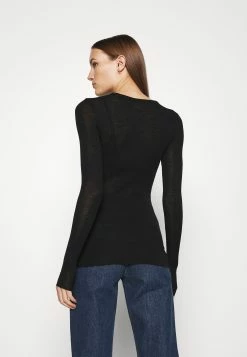 Les meilleures critiques de ⌛ ARKET T-shirt à manches longues Women ✔️ -ARKET Soldes Boutique a67a4f5f5b434ee79437bd9aee4c9b75