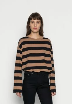 Promo 🛒 ARKET Jean slim Women ⭐