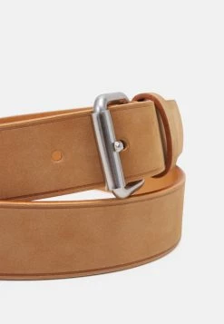 Les meilleures critiques de ✨ Prix Imbattable ARKET Ceinture belt boucle ardillon men 🧨 -ARKET Soldes Boutique aa30dd9f72d14335bba35b5e07ad1687