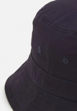 Les meilleures critiques de ✔️ ARKET UNISEX - Chapeau Prix Refroidis headgear couleur unie 😀 -ARKET Soldes Boutique ad9dee2980a04ef5b429ea507e9fb8ed