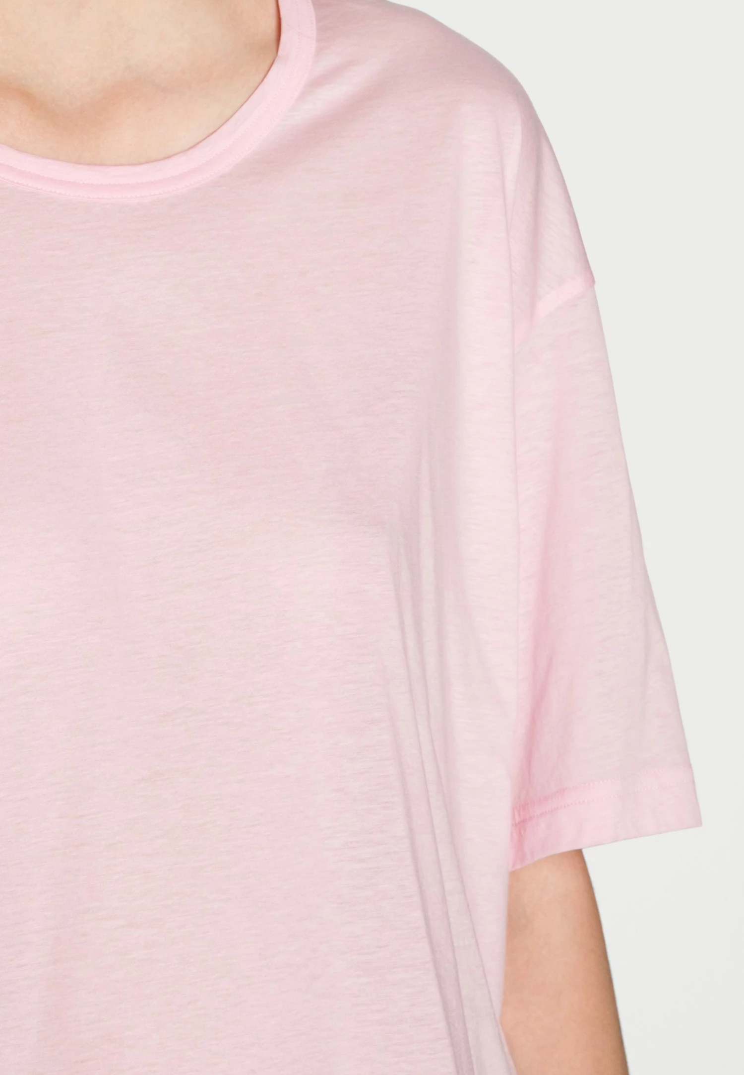 Nouveau 😍 ARKET T-shirt basique En Remise t shirt col rond women 🤩 7 Nouveau 😍 ARKET T-shirt basique En Remise t shirt col rond women 🤩 – Image 5