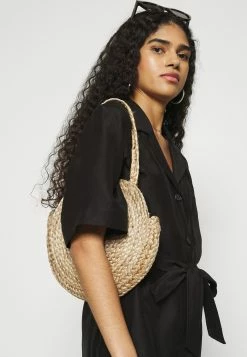 Meilleure affaire 👏 ARKET Robe chemise Women ⭐ 12 Meilleure affaire 👏 ARKET Robe chemise Women ⭐ -ARKET Soldes Boutique b219d3ae18814662bff8d028fe61a260