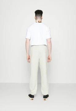 Tout neuf 💯 ARKET Prix Exclusifs Pantalon de survêtement trouser normale men ⭐ -ARKET Soldes Boutique b3594261acf74b0f8daa77f85da57436