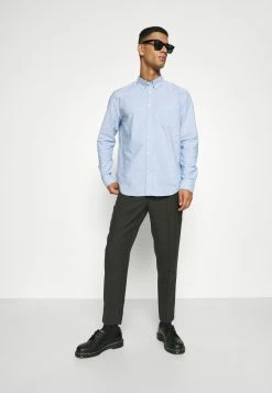 ARKET Soldes Boutique -ARKET Soldes Boutique b631a82c7e5e4045877edb39b9b93aeb