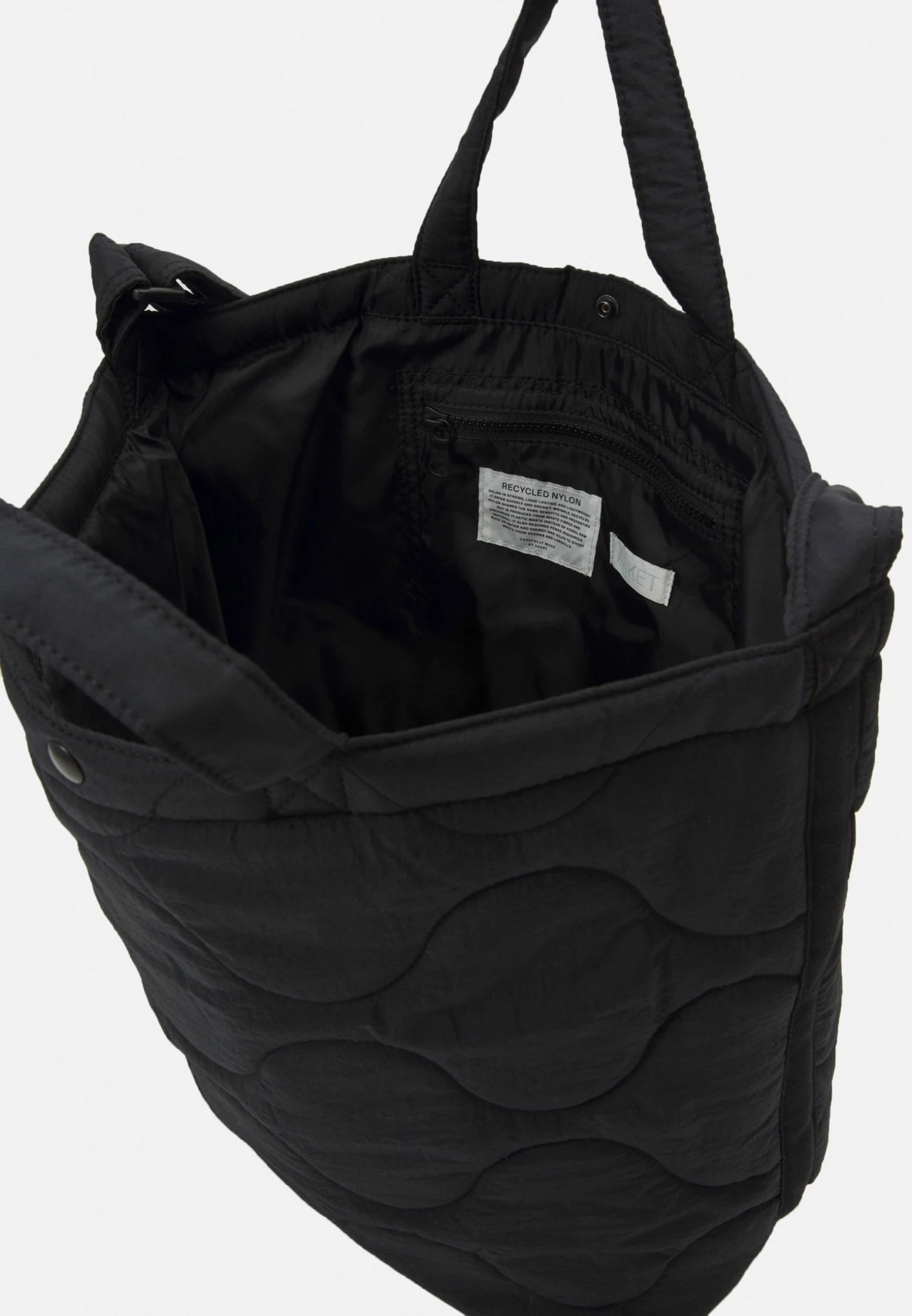 Tout neuf ✨ ARKET UNISEX - Cabas Prix Refroidis bag fermeture à boutons-pression 🎁 5 Tout neuf ✨ ARKET UNISEX - Cabas Prix Refroidis bag fermeture à boutons-pression 🎁 – Image 3