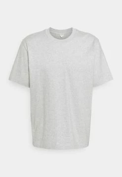 Bon marché 🤩 ARKET T-shirt basique Soldes En Ligne t shirt col rond men 🎁 -ARKET Soldes Boutique b6b61a92bf794e4f8ef070ac1646f408 1