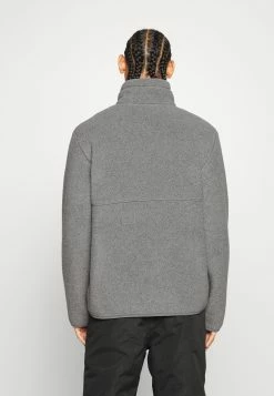 Sortie 🛒 Bon Rapport Coût-Efficacité ARKET Veste polaire coat fitness men 🎁 -ARKET Soldes Boutique b8b4e02ce13543899af0e9ae12a17981