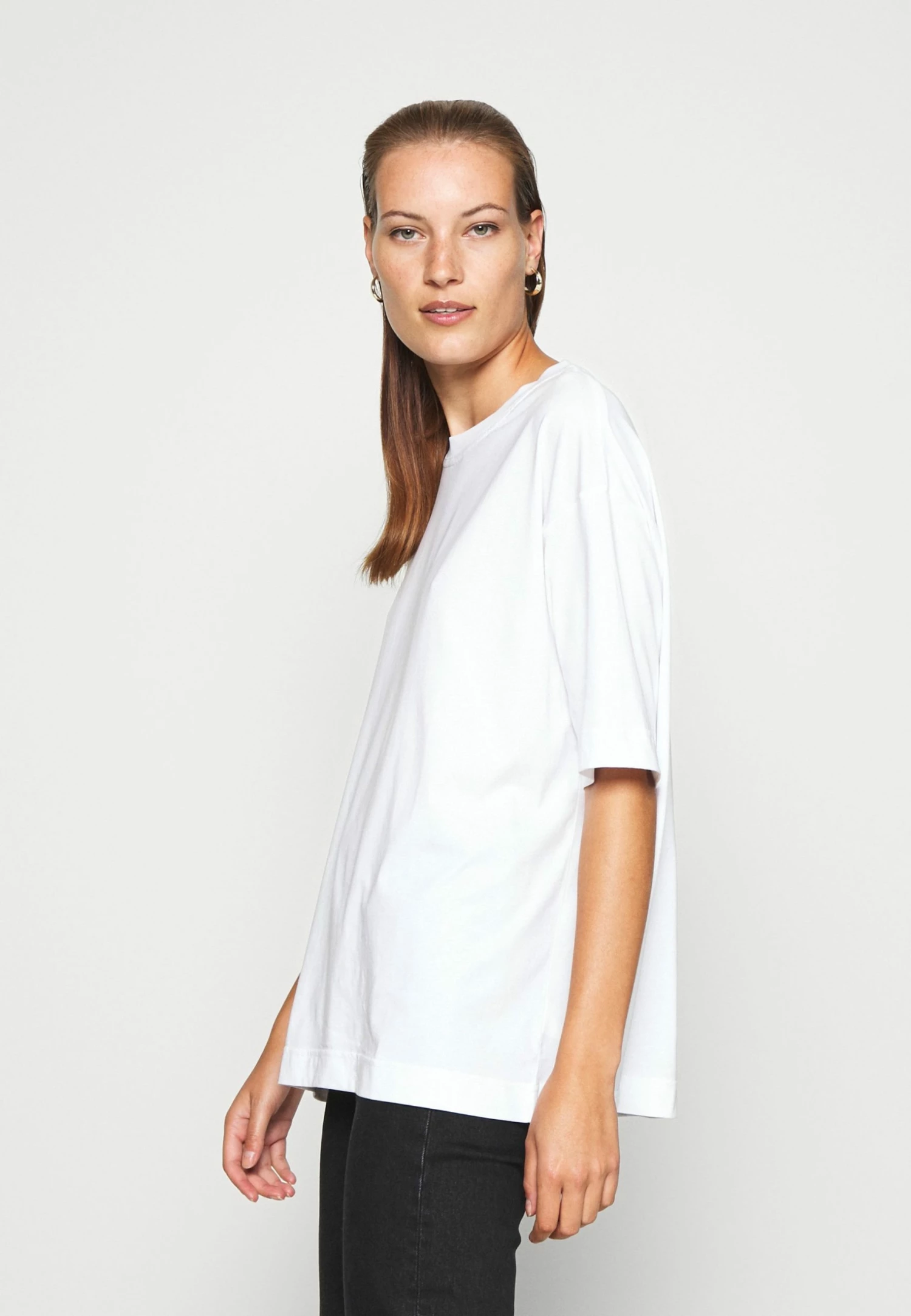 De gros 🌟 ARKET T-shirt basique Women 🛒 5 De gros 🌟 ARKET T-shirt basique Women 🛒 – Image 4