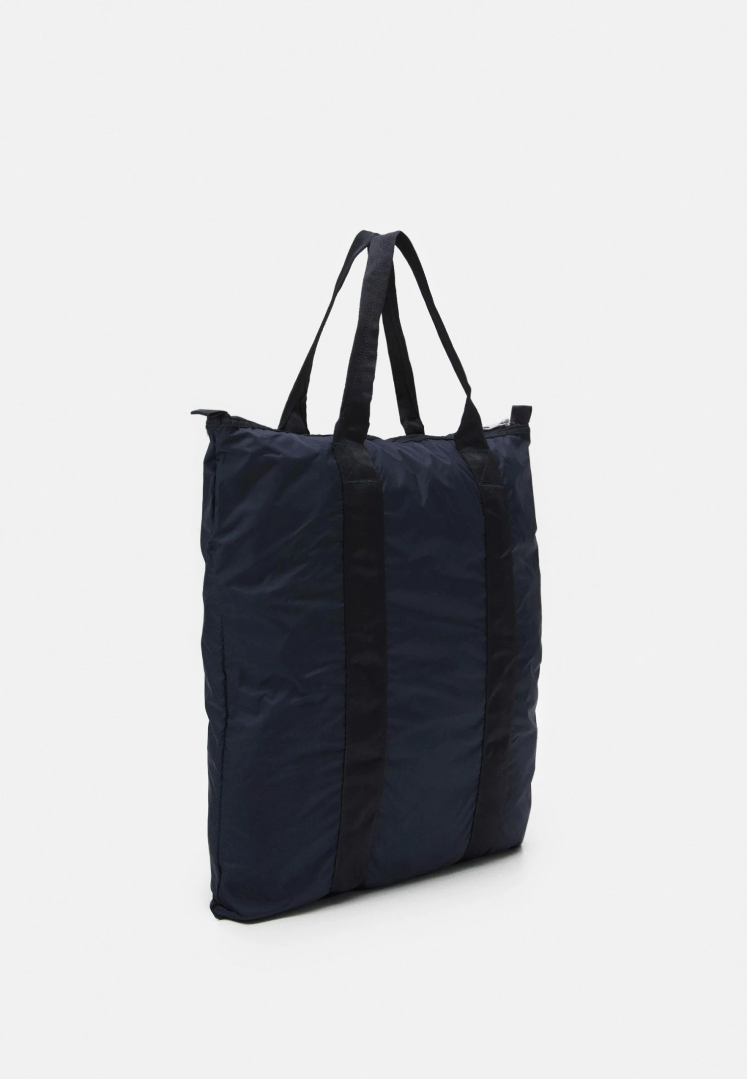 Les meilleures critiques de ✨ Haute Qualité ARKET UNISEX - Cabas bag compartiment pour pc portable 😍 4 Les meilleures critiques de ✨ Haute Qualité ARKET UNISEX - Cabas bag compartiment pour pc portable 😍 – Image 2