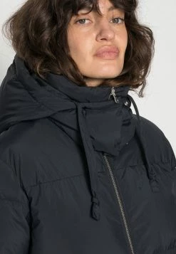 Grosses soldes 🎁 ARKET Doudoune Women ❤️ 14 Grosses soldes 🎁 ARKET Doudoune Women ❤️ -ARKET Soldes Boutique c0822b7d6c644b37bbea477aace0c348