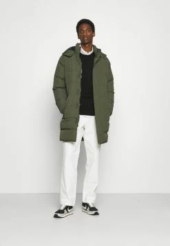 Les meilleures critiques de ✔️ ARKET Pullover Men ✔️ -ARKET Soldes Boutique c0e524dd79944f5184770e4049865fad