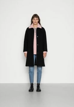 Nouveau 🛒 ARKET Sweat polaire Promos pullover col camionneur women 😍 -ARKET Soldes Boutique c4ea323f40964396a79ab7bfe20e3448