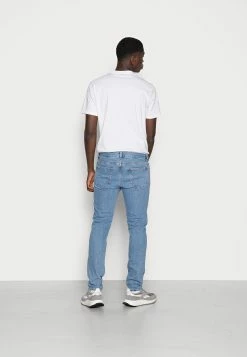 Meilleur prix ✨ ARKET Remise En Ligne Jean droit trouser normale men ❤️ -ARKET Soldes Boutique c59dfe84a11b4824a9065462dd0dd66a