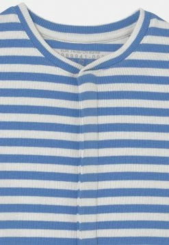 Le moins cher ⭐ ARKET En Remise UNISEX - Combinaison one piece suit col rond kids 🤩 8 Le moins cher ⭐ ARKET En Remise UNISEX - Combinaison one piece suit col rond kids 🤩 -ARKET Soldes Boutique c5ee4b7bb8e34a4dbd26627add4f88a2