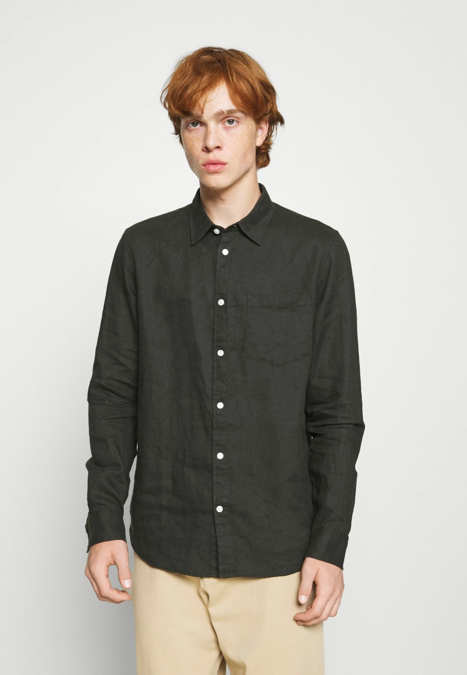 Nouveau ⭐ ARKET Prix Ourlé Linen Shirt - Chemise col kent men ⭐ 3 Nouveau ⭐ ARKET Prix Ourlé Linen Shirt - Chemise col kent men ⭐