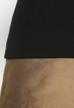 Offres 😍 ARKET Débardeur Prix Imbattable t shirt encolure large ronde women 🎁 16 Offres 😍 ARKET Débardeur Prix Imbattable t shirt encolure large ronde women 🎁 -ARKET Soldes Boutique c89fbf21ef464a83a6626ce90933cbd1