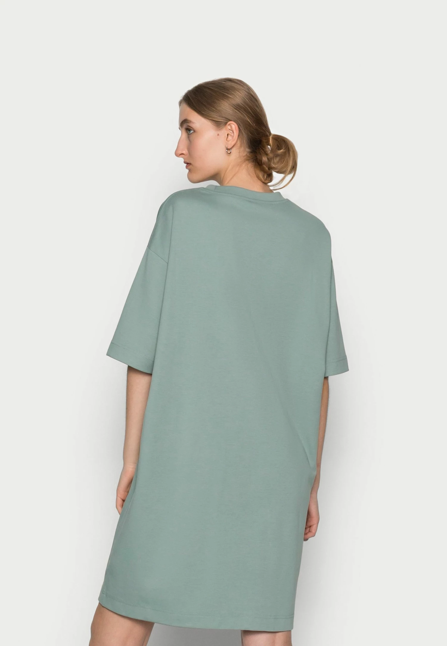 De gros 😀 Qualité garantie 100% ARKET Robe en jersey👗 dress col rond women 🎁 5 De gros 😀 Qualité garantie 100% ARKET Robe en jersey👗 dress col rond women 🎁 – Image 3