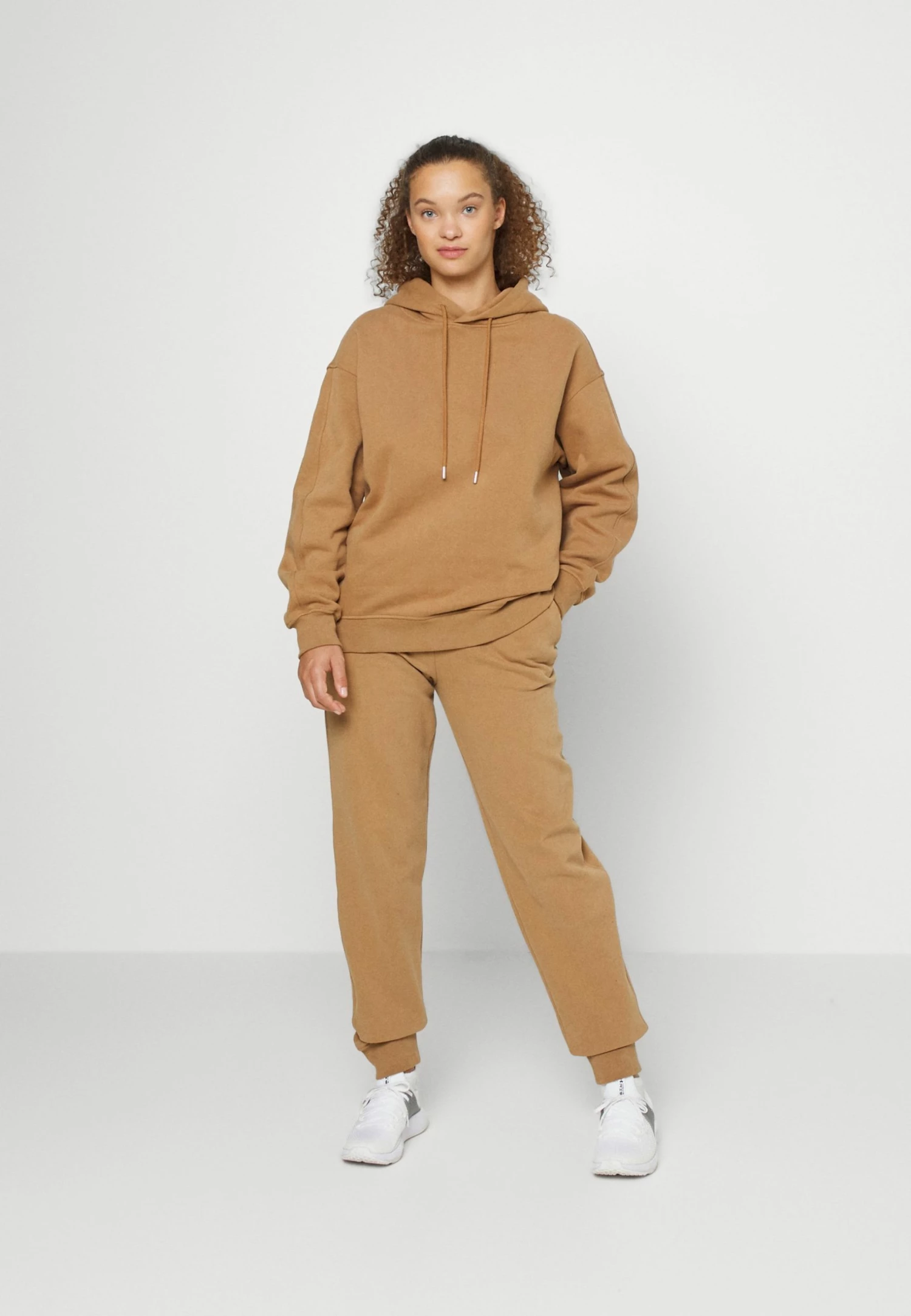 Sortie 🌟 ARKET Pantalon de survêtement Prix Accessible trouser fitness women 🧨 4 Sortie 🌟 ARKET Pantalon de survêtement Prix Accessible trouser fitness women 🧨 – Image 2