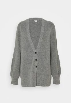 Le moins cher 👏 ARKET Gilet Women 🔔 13 Le moins cher 👏 ARKET Gilet Women 🔔 -ARKET Soldes Boutique cab049ad426d404ea9f56c762c72b564