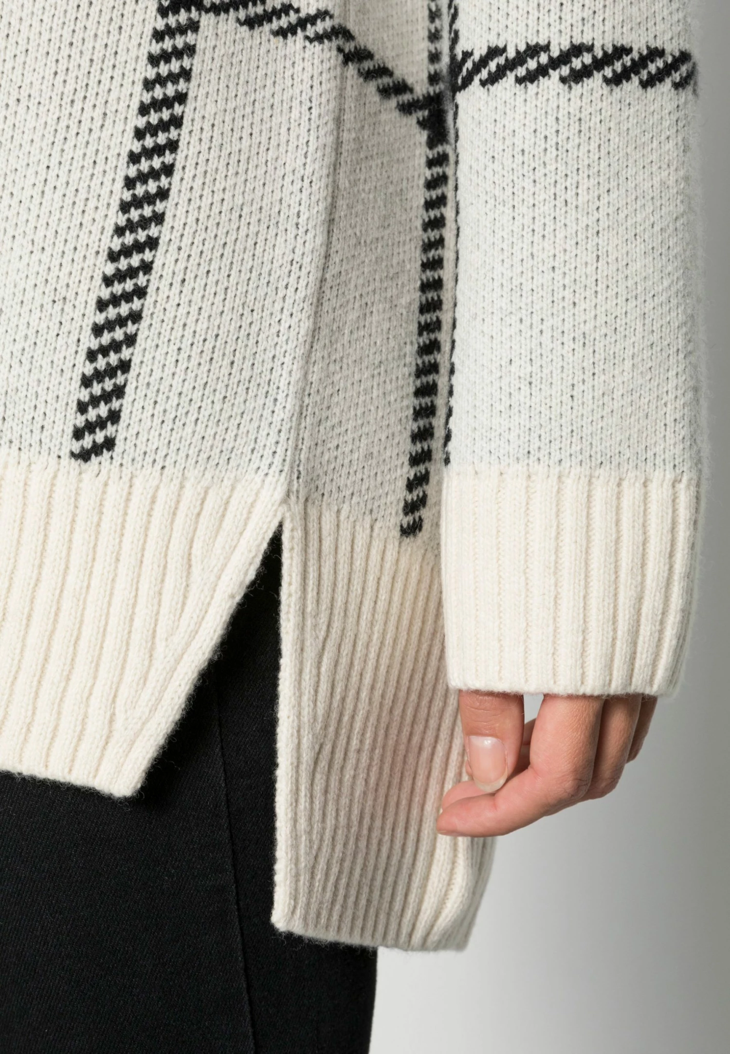 Sortie ⭐ ARKET Gilet Prix Raisonnable cardigan col en v profond women 👏 7 Sortie ⭐ ARKET Gilet Prix Raisonnable cardigan col en v profond women 👏 – Image 5