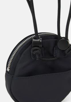 Promo 🧨 ARKET UNISEX - Portefeuille Qualité Fiable wallet fermeture éclair 👏 -ARKET Soldes Boutique cc53ead216aa4a9fb1d0d8d4cf0a8e35