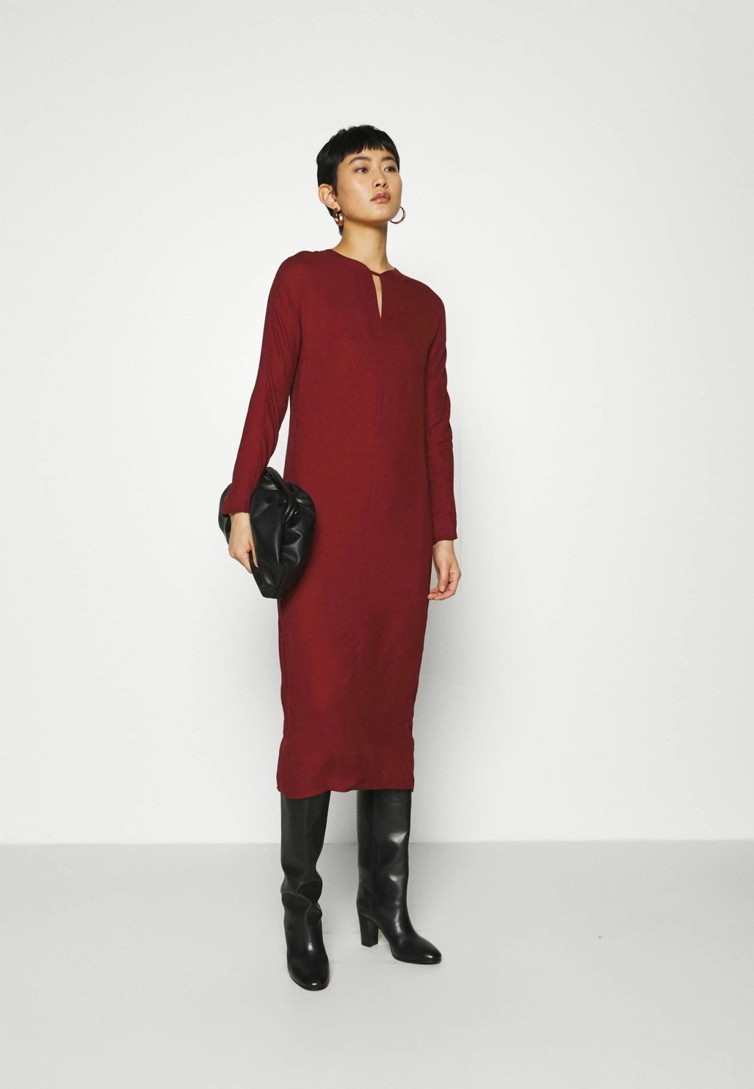 Offres 🛒 ARKET Casual - Robe de jour Réduction👗 dress col rond women 🛒 4 Offres 🛒 ARKET Casual - Robe de jour Réduction👗 dress col rond women 🛒 – Image 2