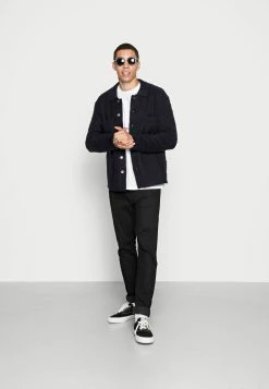 Remise 👏 ARKET Prix Préférentiel Gilet pullover col à revers men 💯 8 Remise 👏 ARKET Prix Préférentiel Gilet pullover col à revers men 💯 -ARKET Soldes Boutique d0d402fc71b04a5885c8cbbfbabd390e