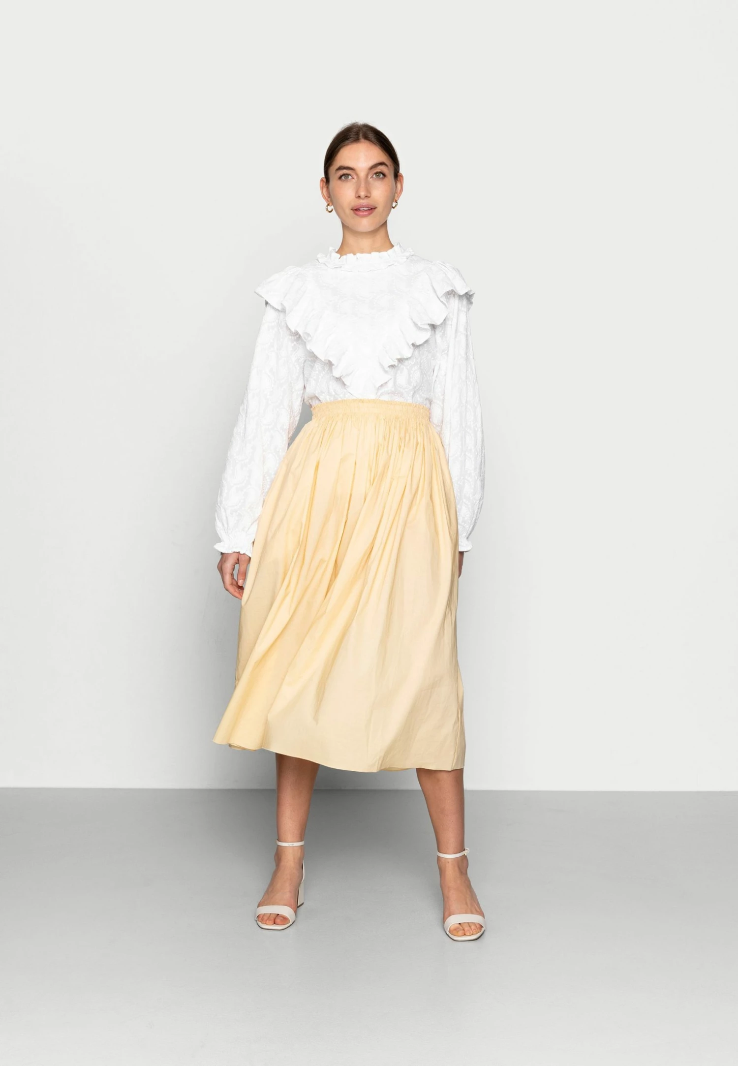 Acheter ⌛ ARKET SKIRT - Jupe trapèze Bonne Qualité couleur unie women ✔️ 4 Acheter ⌛ ARKET SKIRT - Jupe trapèze Bonne Qualité couleur unie women ✔️ – Image 2