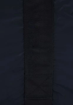 Les meilleures critiques de ✨ Haute Qualité ARKET UNISEX - Cabas bag compartiment pour pc portable 😍 11 Les meilleures critiques de ✨ Haute Qualité ARKET UNISEX - Cabas bag compartiment pour pc portable 😍 -ARKET Soldes Boutique d435275144fd4d1a89210ba0f4c0087f