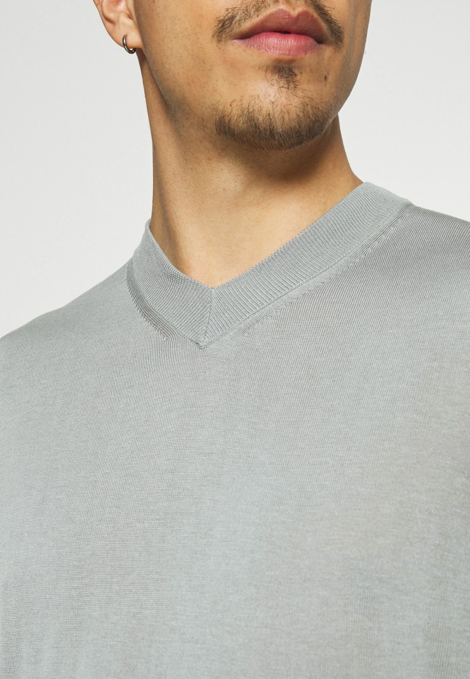 Acheter 🎉 Prix Ourlé ARKET Pullover col en v men 🎁 7 Acheter 🎉 Prix Ourlé ARKET Pullover col en v men 🎁 – Image 5