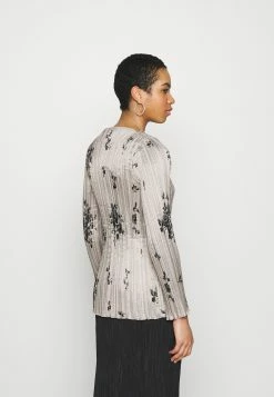 Acheter 👏 Authentique 100% ARKET Blouse shirt col bateau women ⌛ -ARKET Soldes Boutique d509133c2d964420ae6d6c4cd75c79df