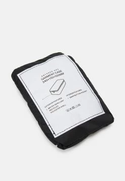 Sortie 🤩 ARKET En Remise UNISEX - Trousse de toilette bag fermeture éclair ✔️ 11 Sortie 🤩 ARKET En Remise UNISEX - Trousse de toilette bag fermeture éclair ✔️ -ARKET Soldes Boutique d8c61f111243441887ca817ee666412a