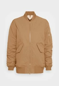 Sortie ⌛ ARKET Blouson Bomber Prix Distinctifs coat col officier women 😍 -ARKET Soldes Boutique dd7156242ebb411290e398571d883567