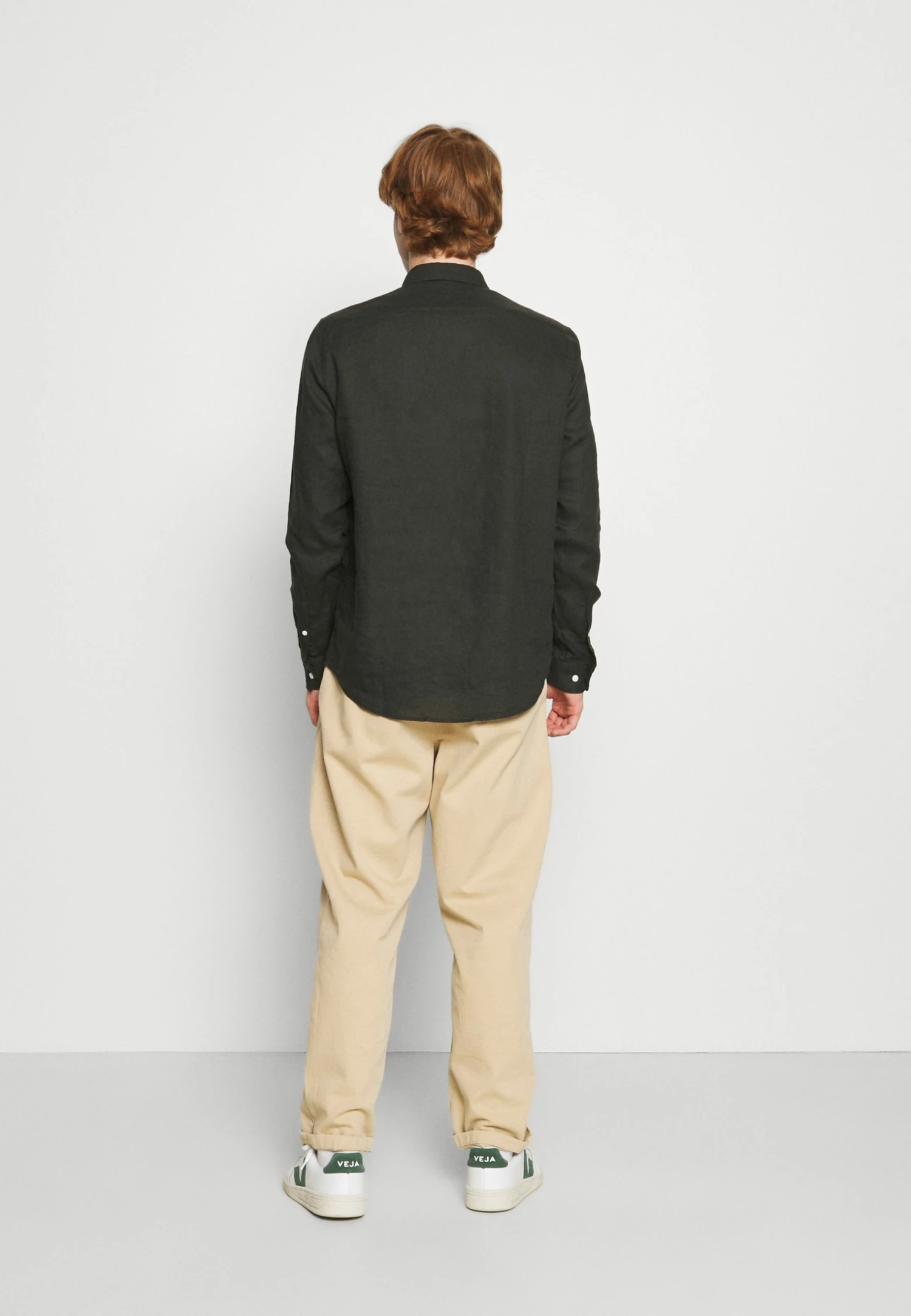 Nouveau ⭐ ARKET Prix Ourlé Linen Shirt - Chemise col kent men ⭐ 5 Nouveau ⭐ ARKET Prix Ourlé Linen Shirt - Chemise col kent men ⭐ – Image 3