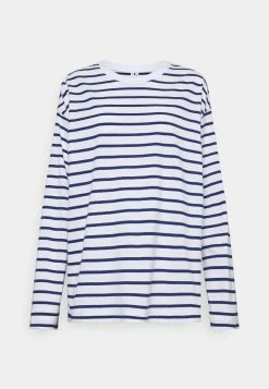 Acheter 🔔 ARKET T-shirt à manches longues Women ✔️ 25 Acheter 🔔 ARKET T-shirt à manches longues Women ✔️ -ARKET Soldes Boutique e2a926f9b857465384eedfbdf5a3776d 1