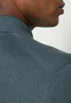 Offres ⌛ Meilleure qualité ARKET Pullover col polo men 🔥 -ARKET Soldes Boutique e4ed5e3040ff431ab2fd2dbe505fa451