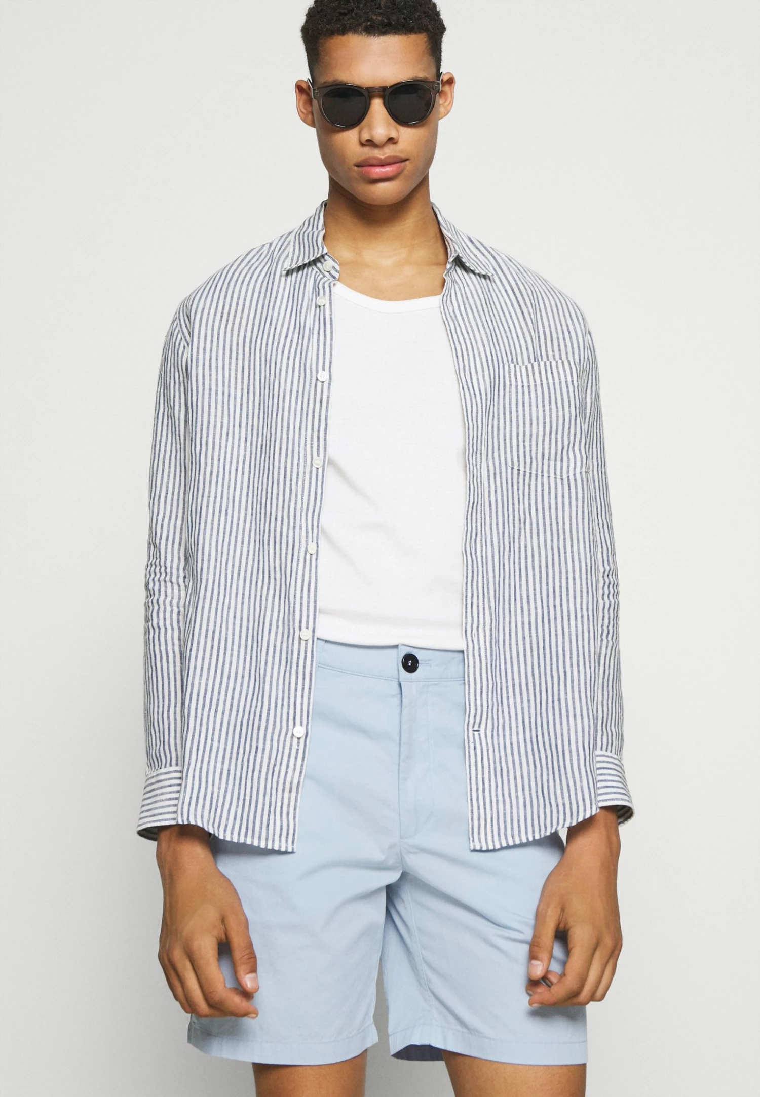 Budget 🔥 ARKET Short Soldes En Ligne trouser normale men 🤩 6 Budget 🔥 ARKET Short Soldes En Ligne trouser normale men 🤩 – Image 4